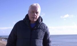 David Icke förvägrades att tala på fredsdemonstrationen